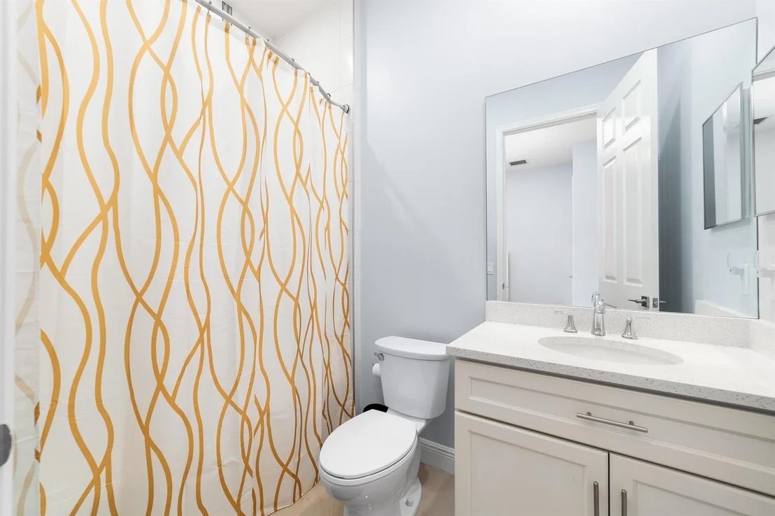 Photo of 328 Jackson Avenue