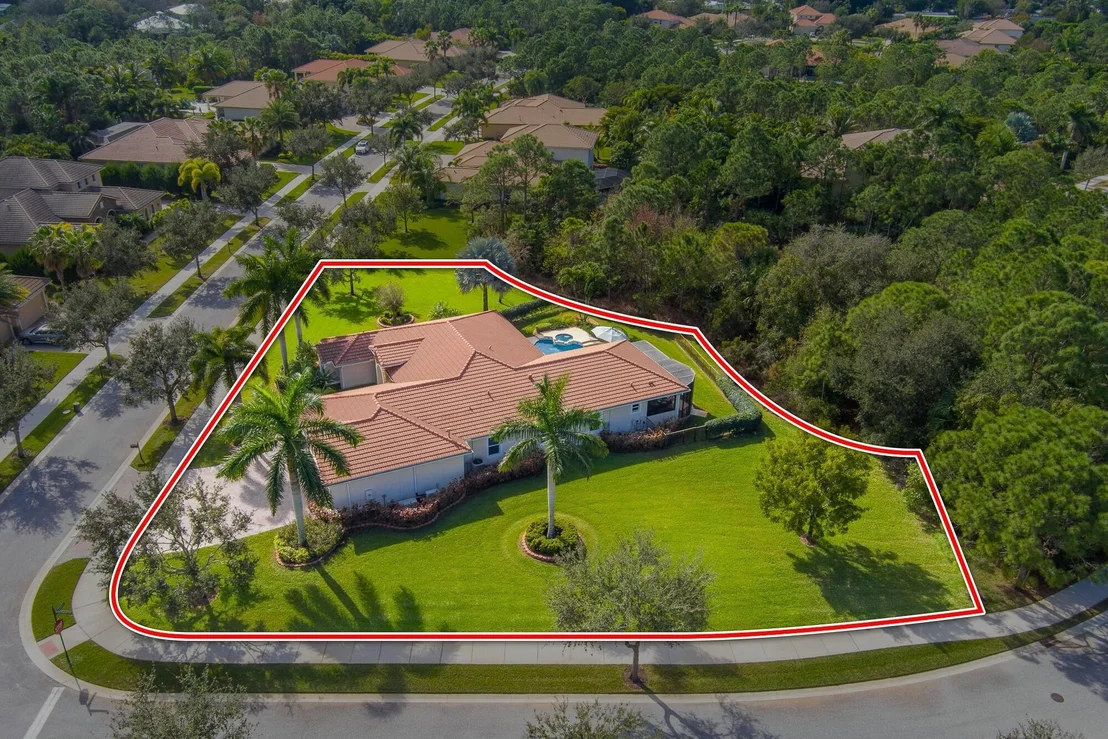 Photo of 7466 SE Belle Maison Drive