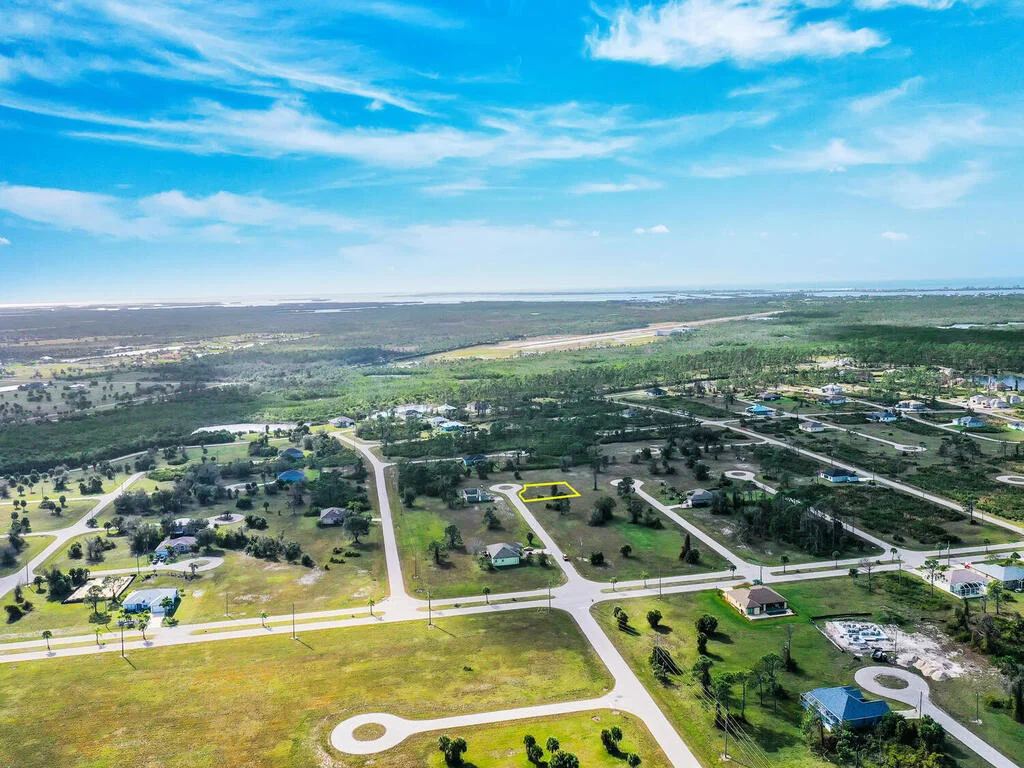 Photo of 6 GARNET Drive