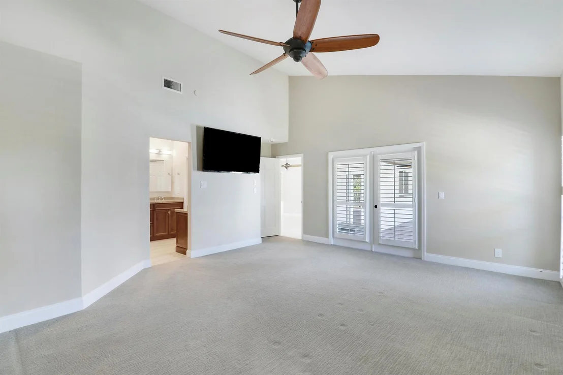 Photo of 18421 SE Heritage Drive