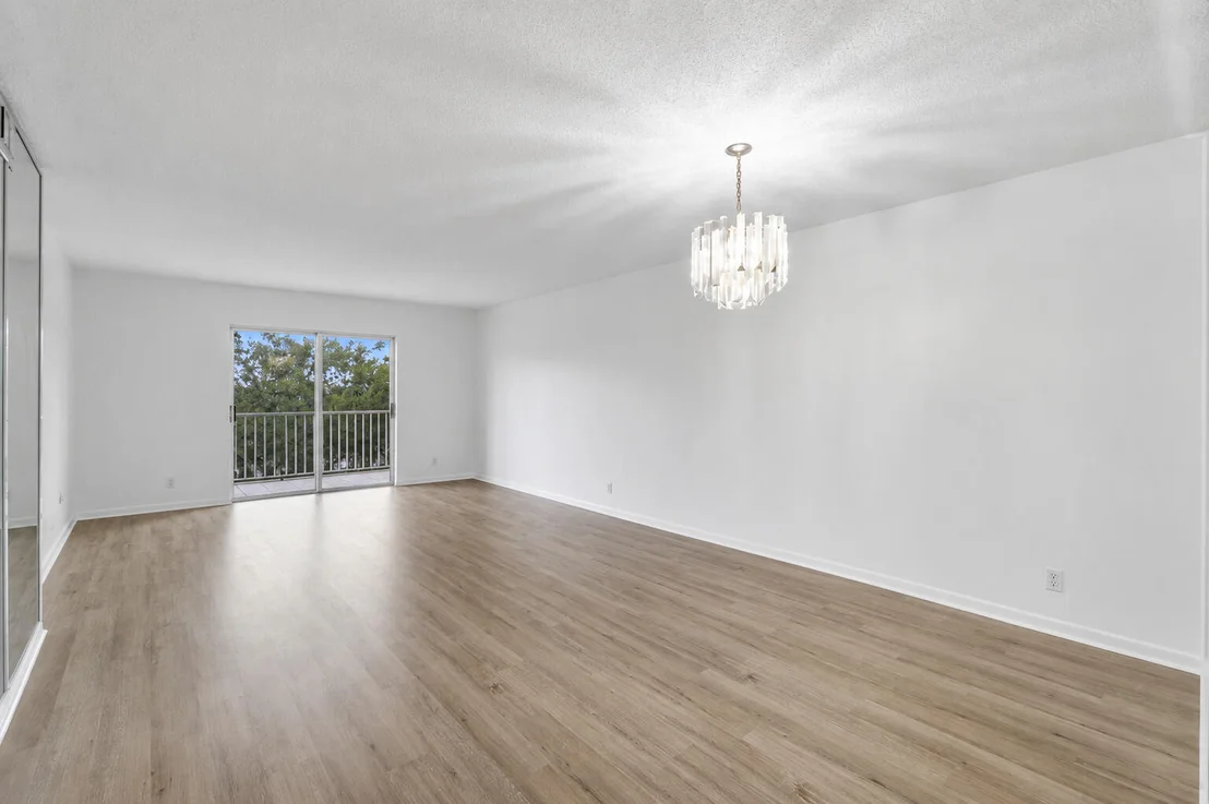 Photo of Unit 402 at 9101 W Sample Road