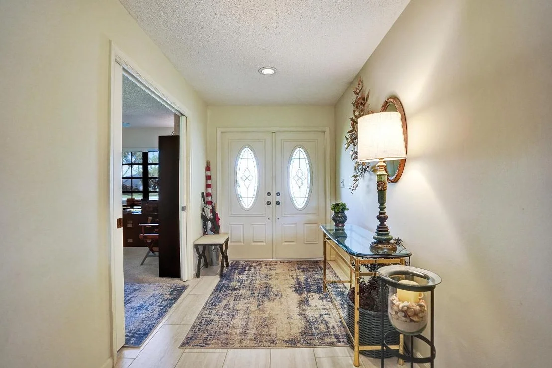 Photo of 6010 Petaluma Drive