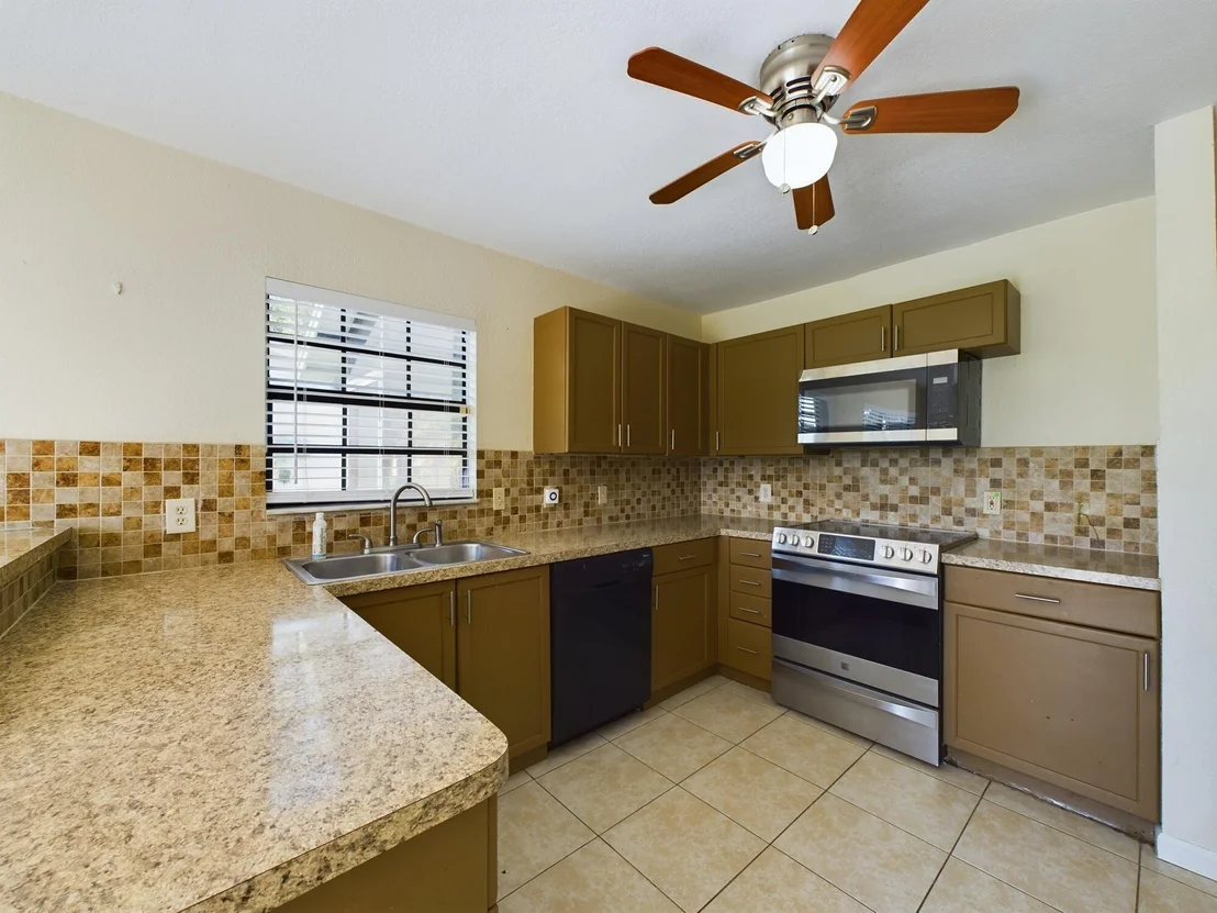 Photo of 4948 SE 44th Street