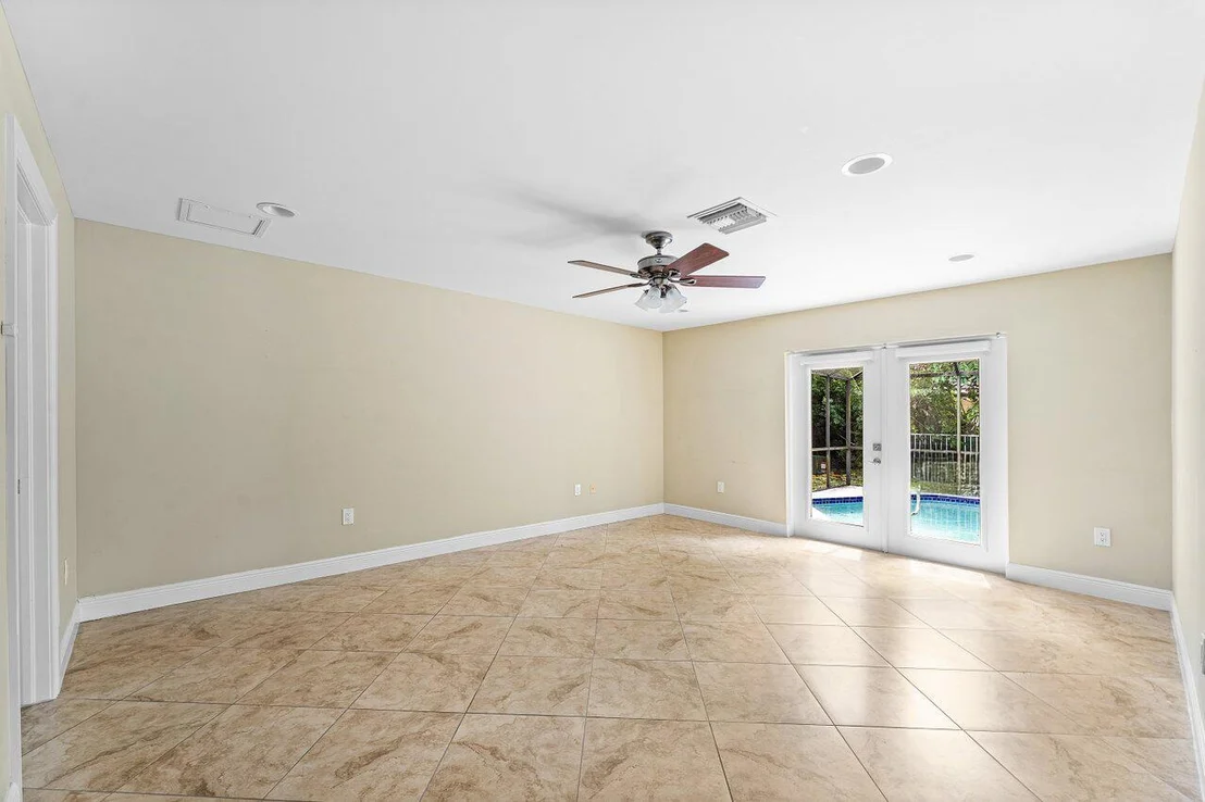 Photo of 4572 White Cedar Lane