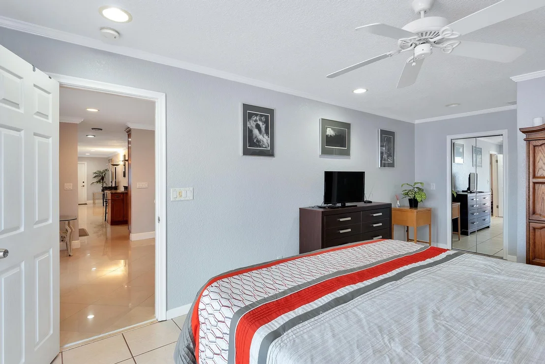 Photo of 3059 Emerald Lane