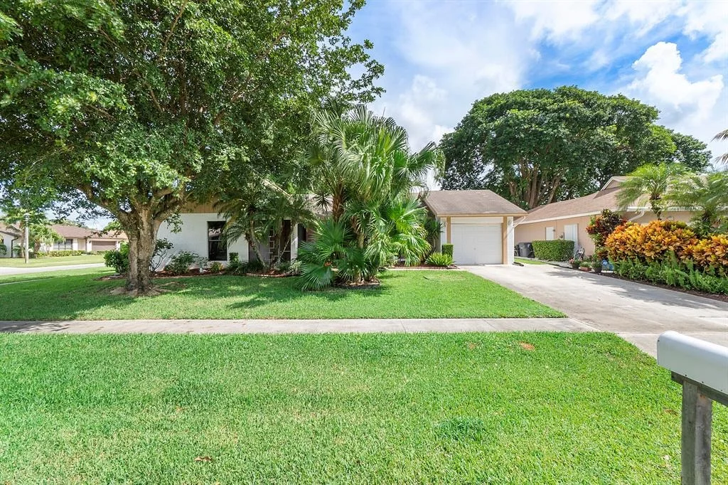 Photo of 6355 Timberlakes Way