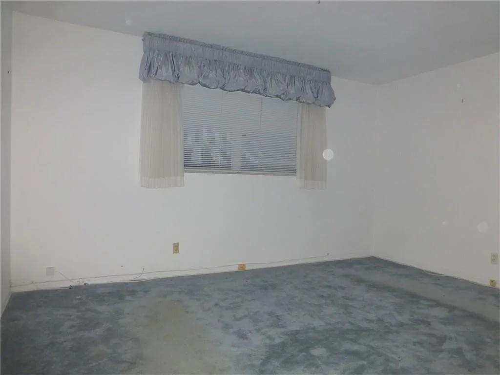 Photo of 533 N Rainbow Drive
