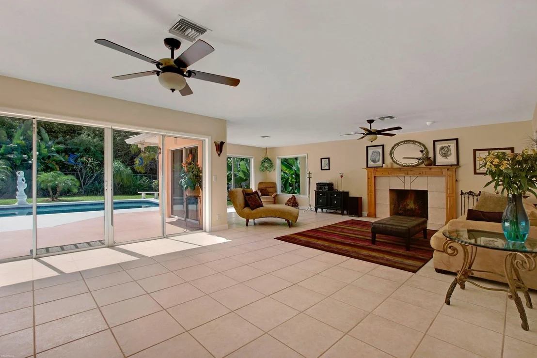 Photo of 9500 SE Point Terrace