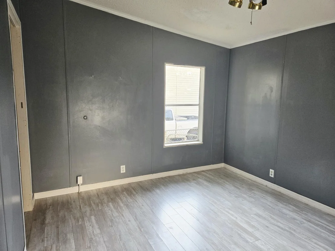 Photo of 5639 NE 4th Lane