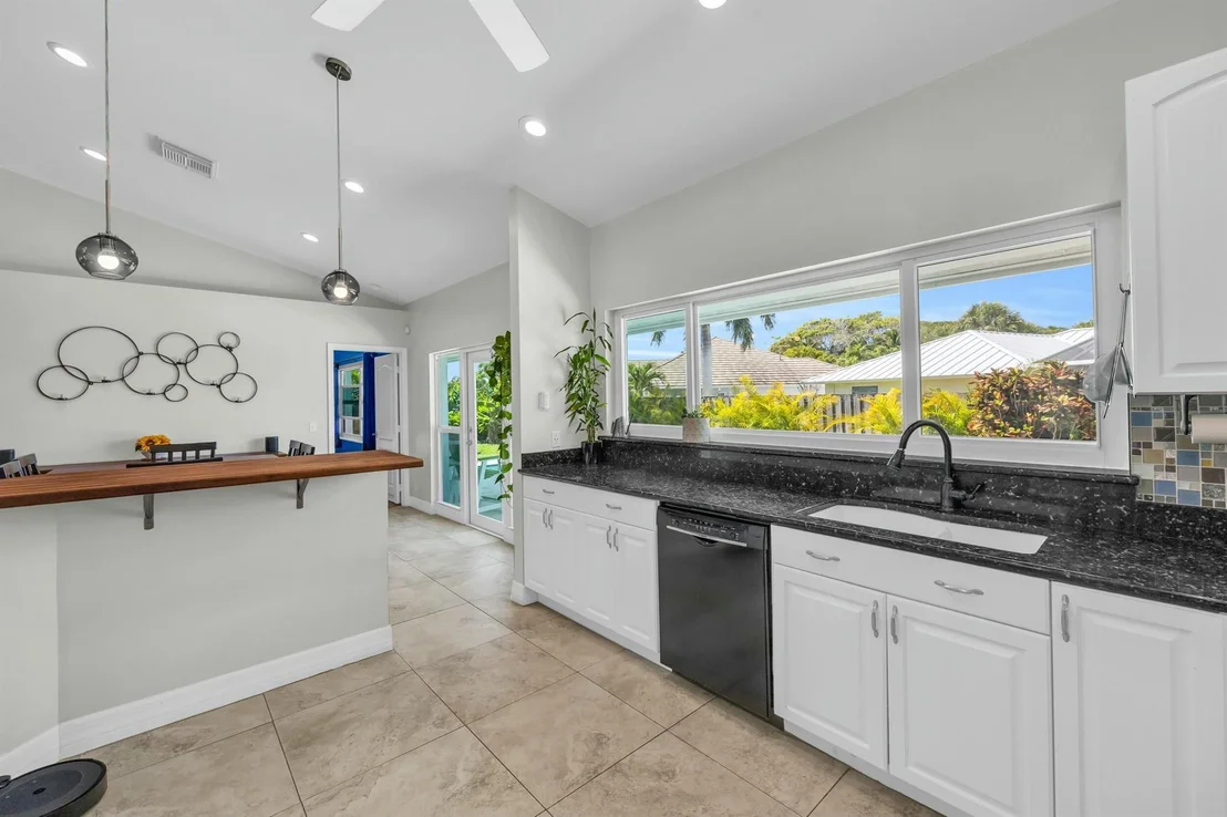 Photo of 11 Hemlock Lane