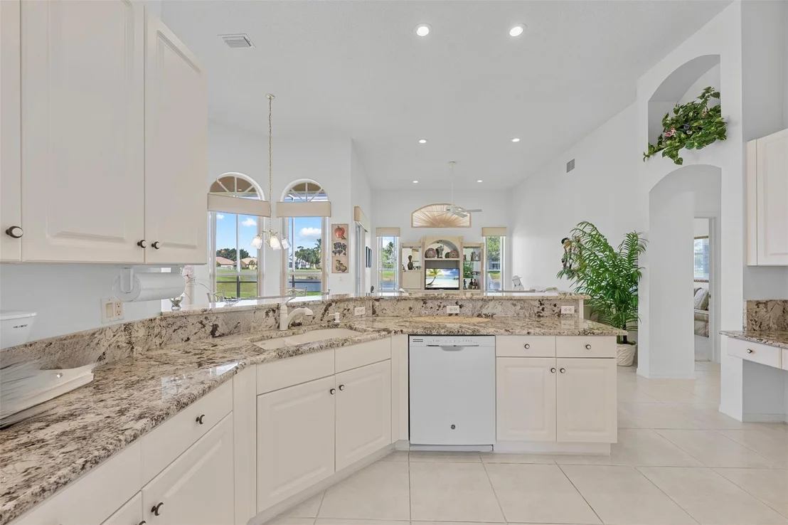 Photo of 10307 Lexington Estates Boulevard