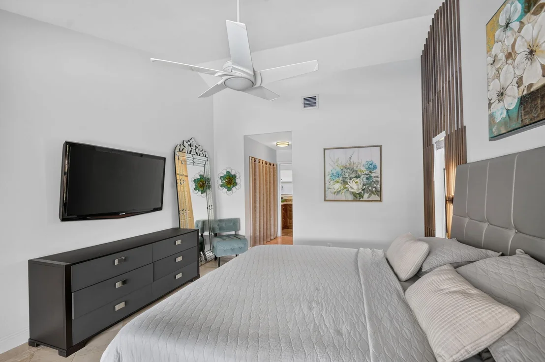 Photo of 5817 Laurel Green Circle