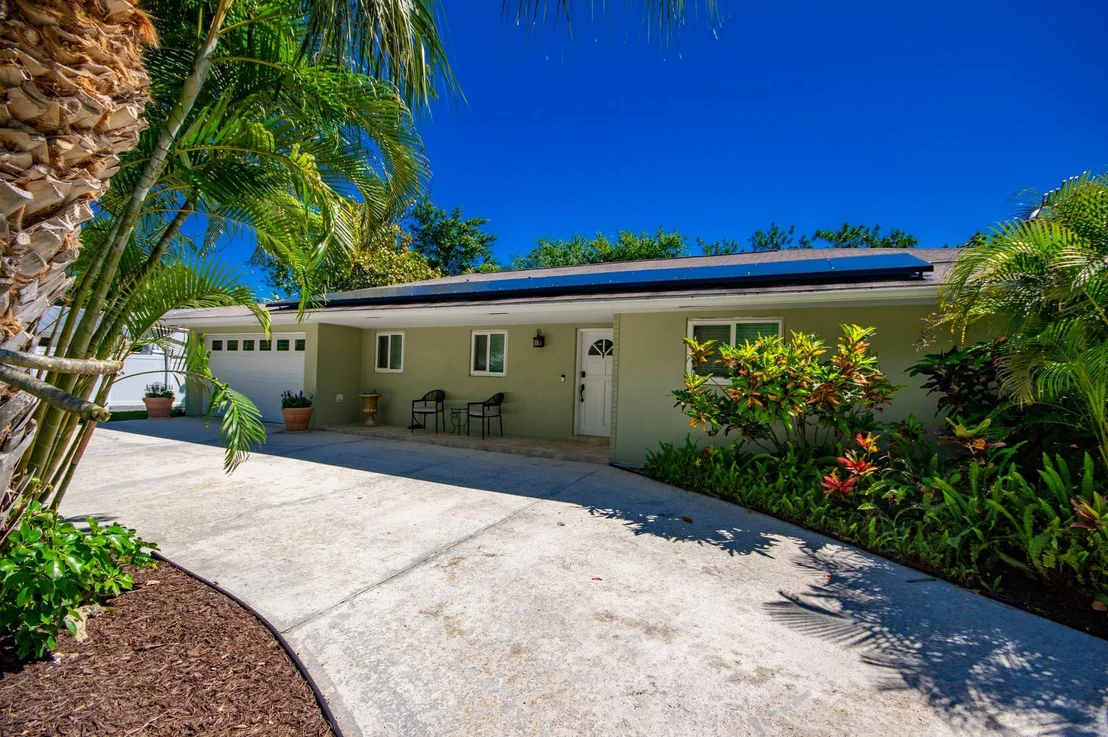 Photo of 5116 Laird Lane