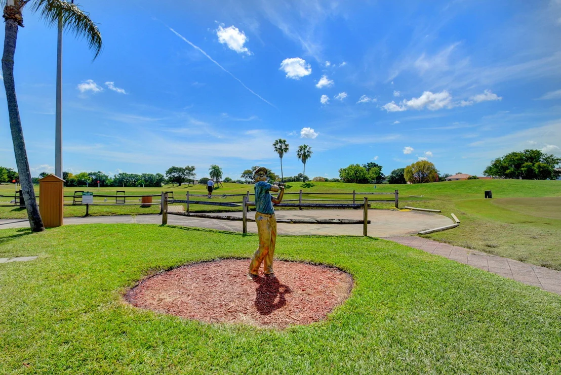 Photo of 6133 Indian Forest Circle