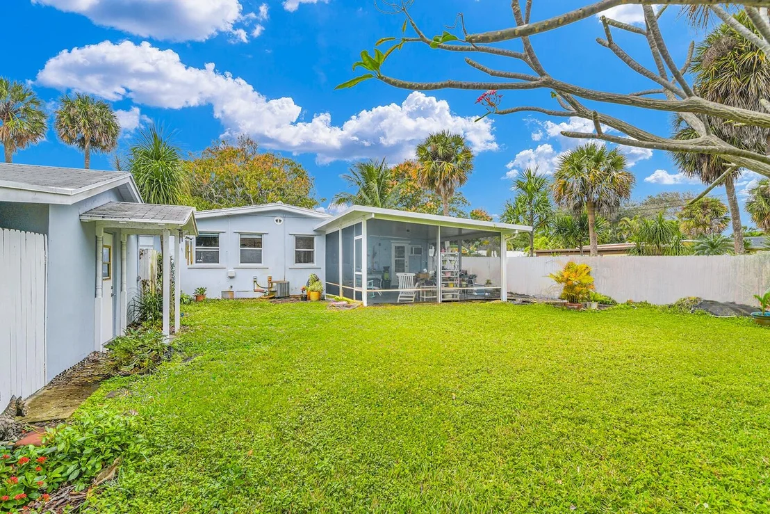 Photo of 3203 Palm Drive