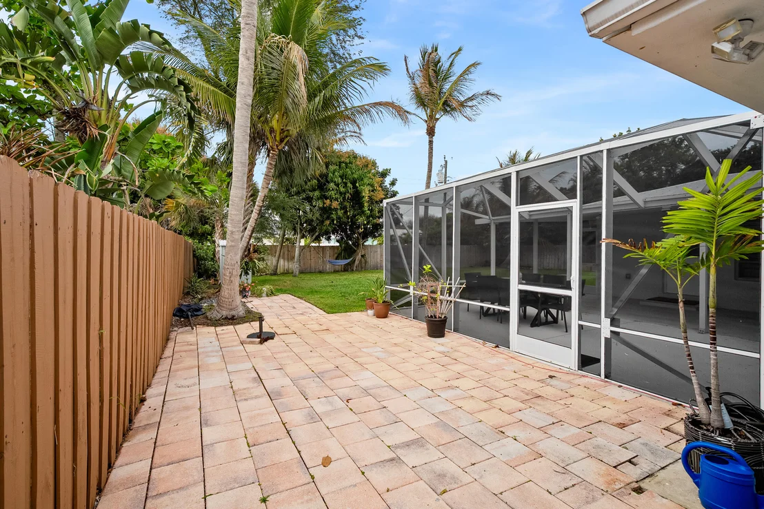 Photo of 4729 SE Bayshore Terrace