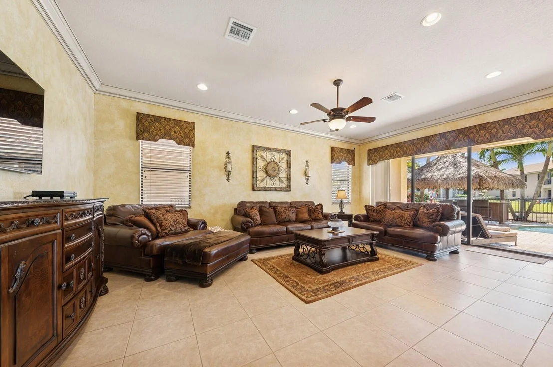 Photo of 3473 Collonade Drive