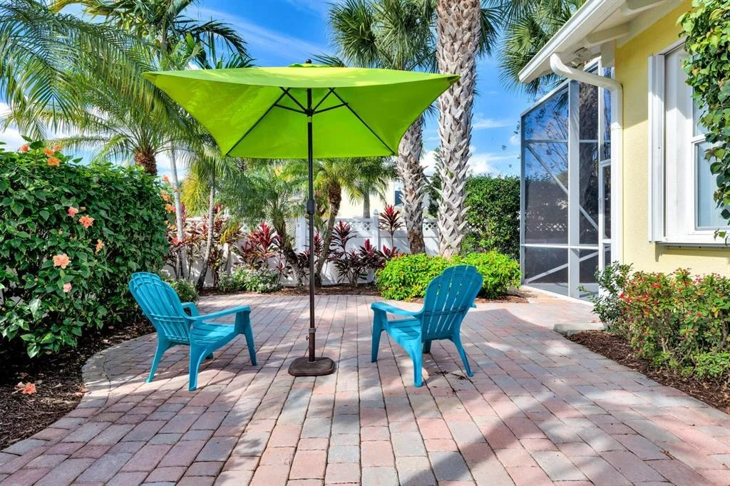 Photo of 1811 W Community Drive