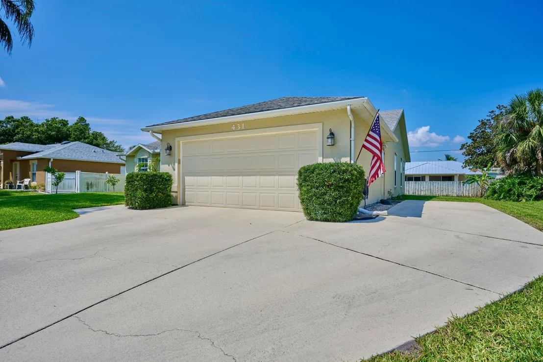 Photo of 431 Quarry Lane