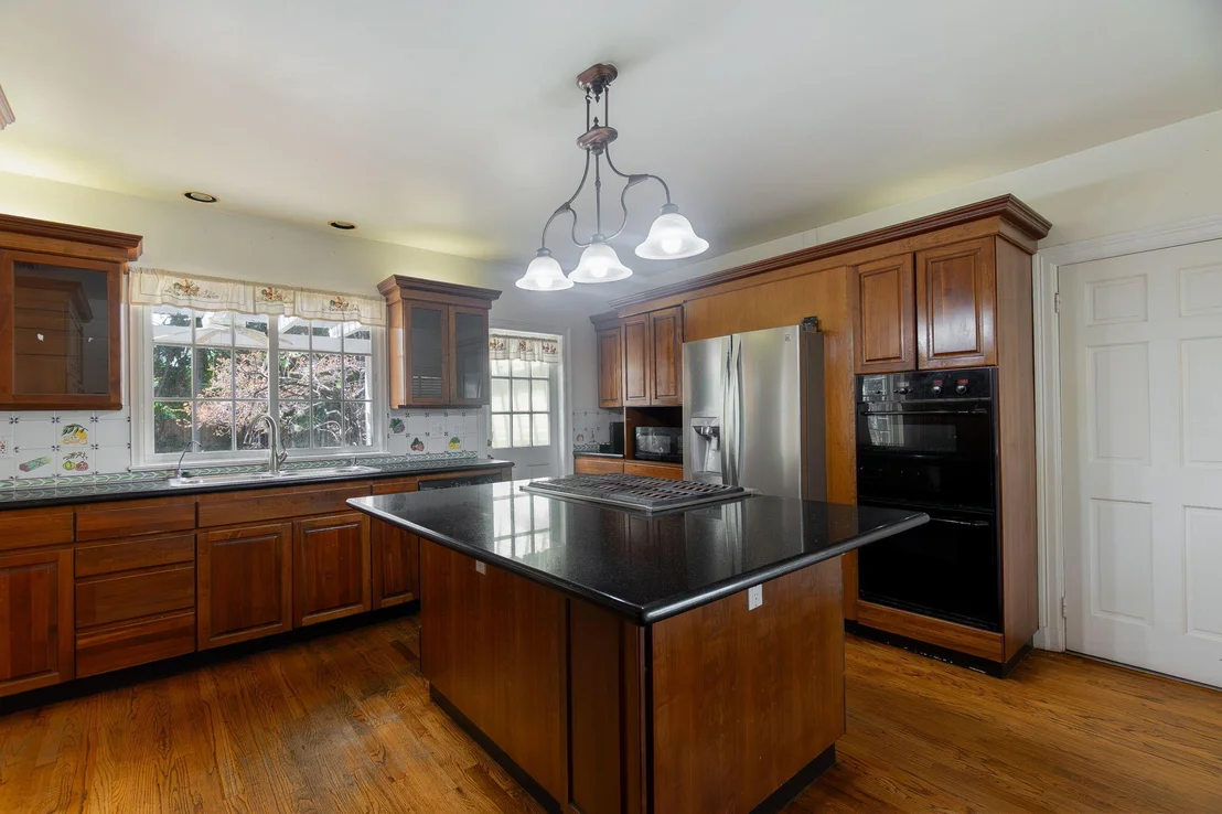 Photo of 210 BELMONTE Road