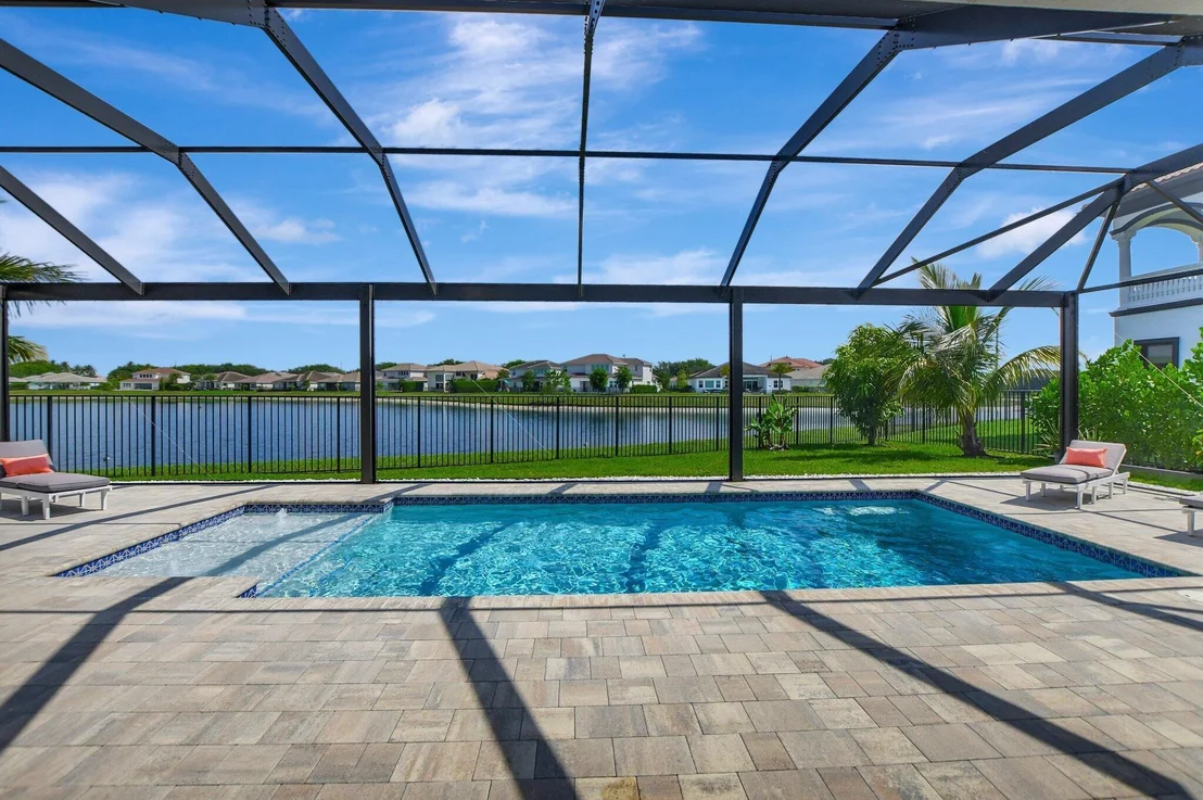 Photo of 6422 Esprit Way