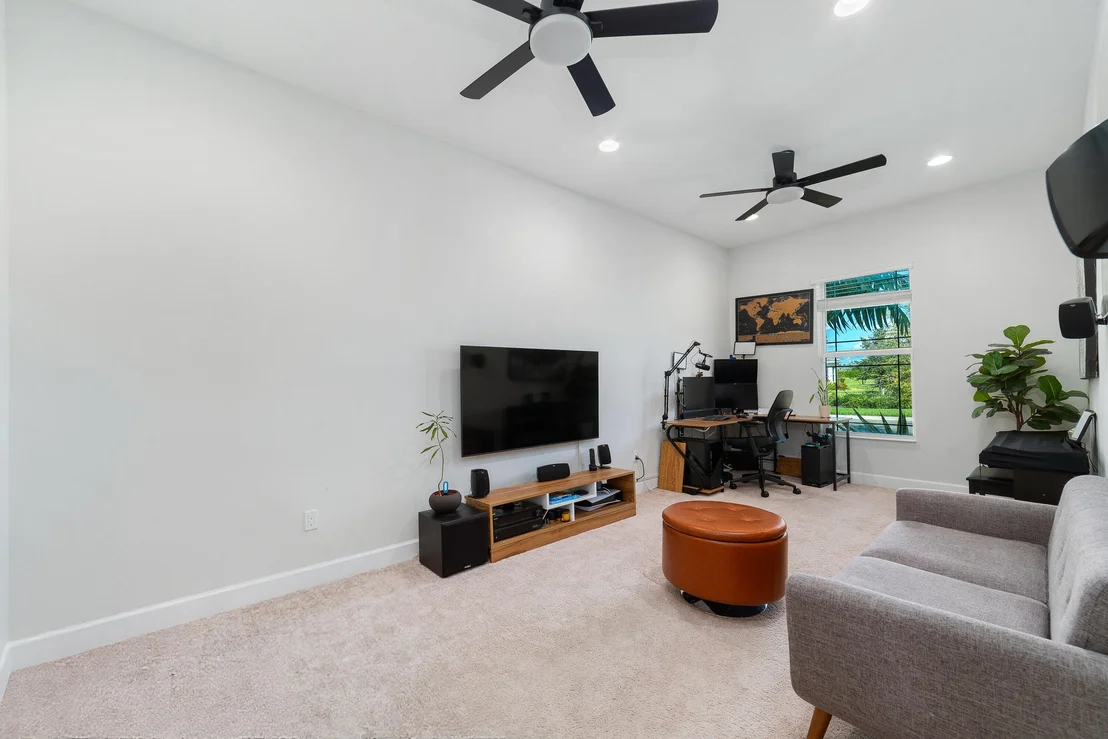 Photo of 5487 Macoon Way