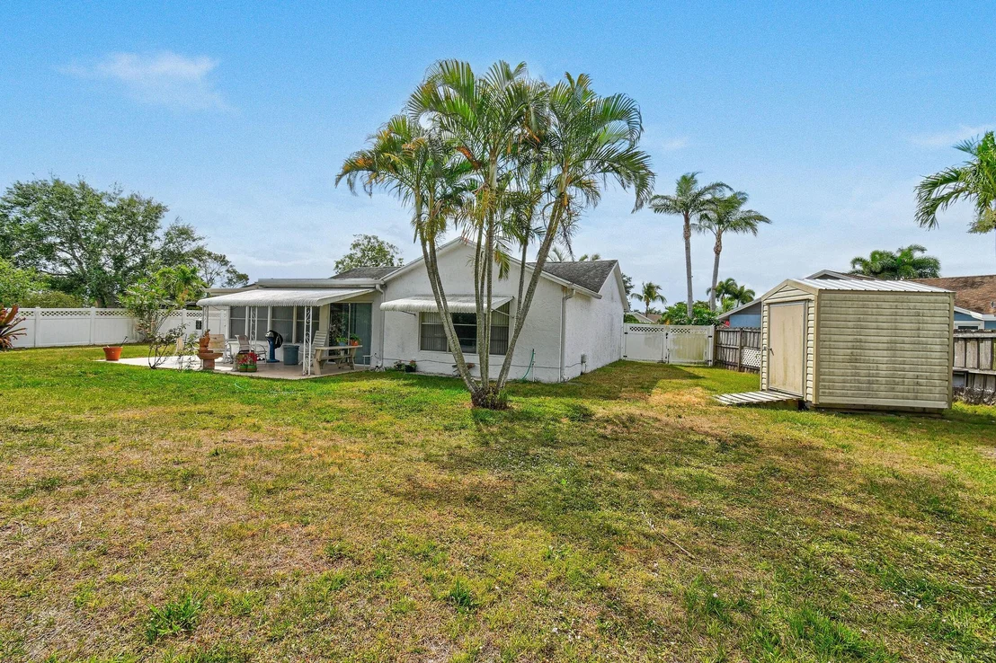 Photo of 160 Banyan Circle