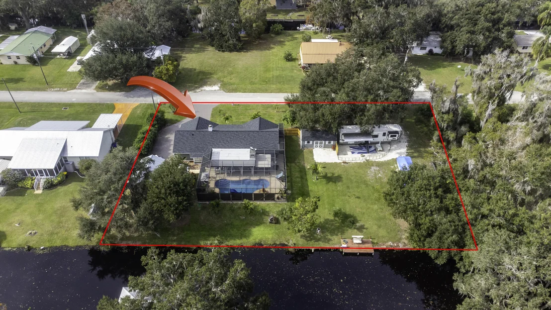 Photo of 1332 N Oak Ridge Drive