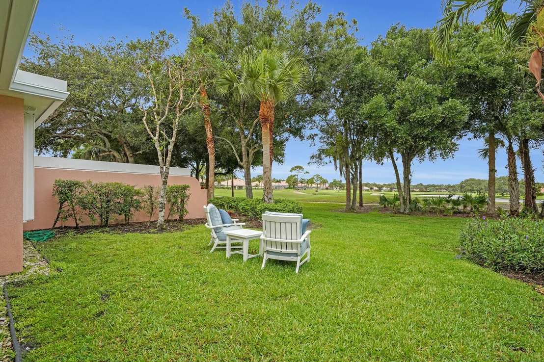 Photo of 889 SW Balmoral Trace