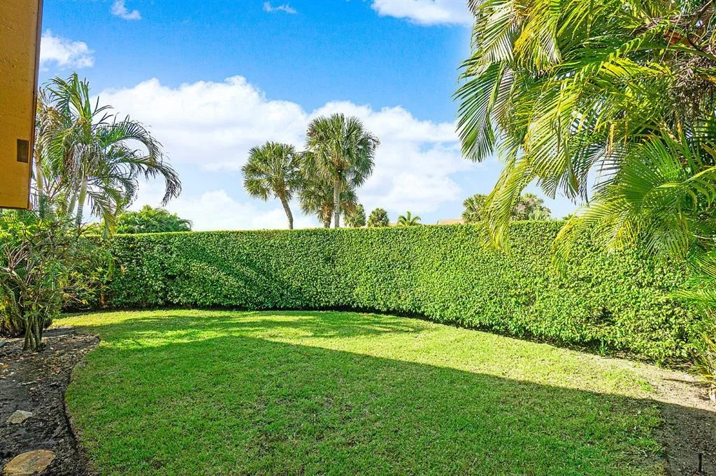 Photo of 5405 Stonybrook Lane