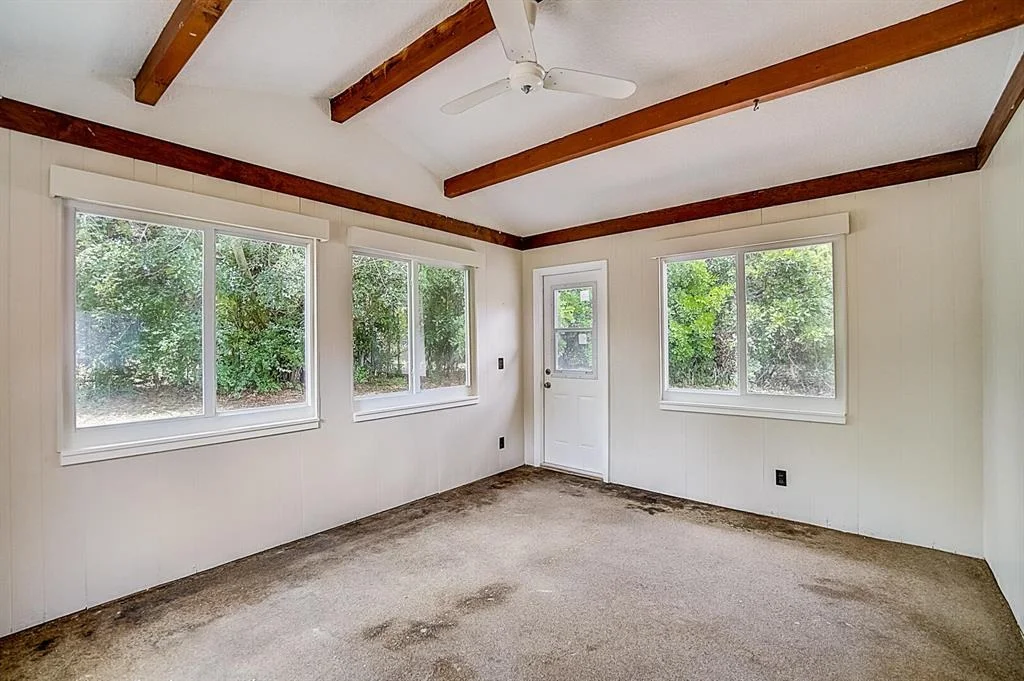 Photo of 6817 Eastview Drive