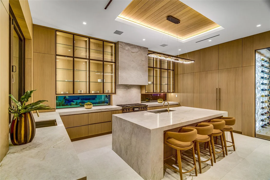 Photo of 6107 N Ocean Boulevard
