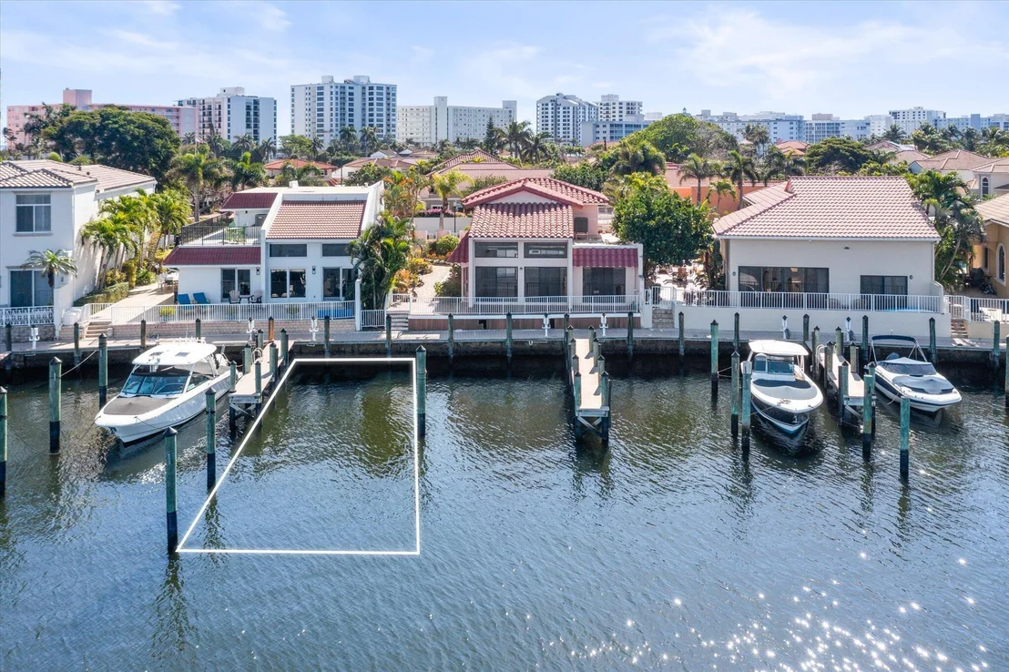 Photo of 571 Pelican Way