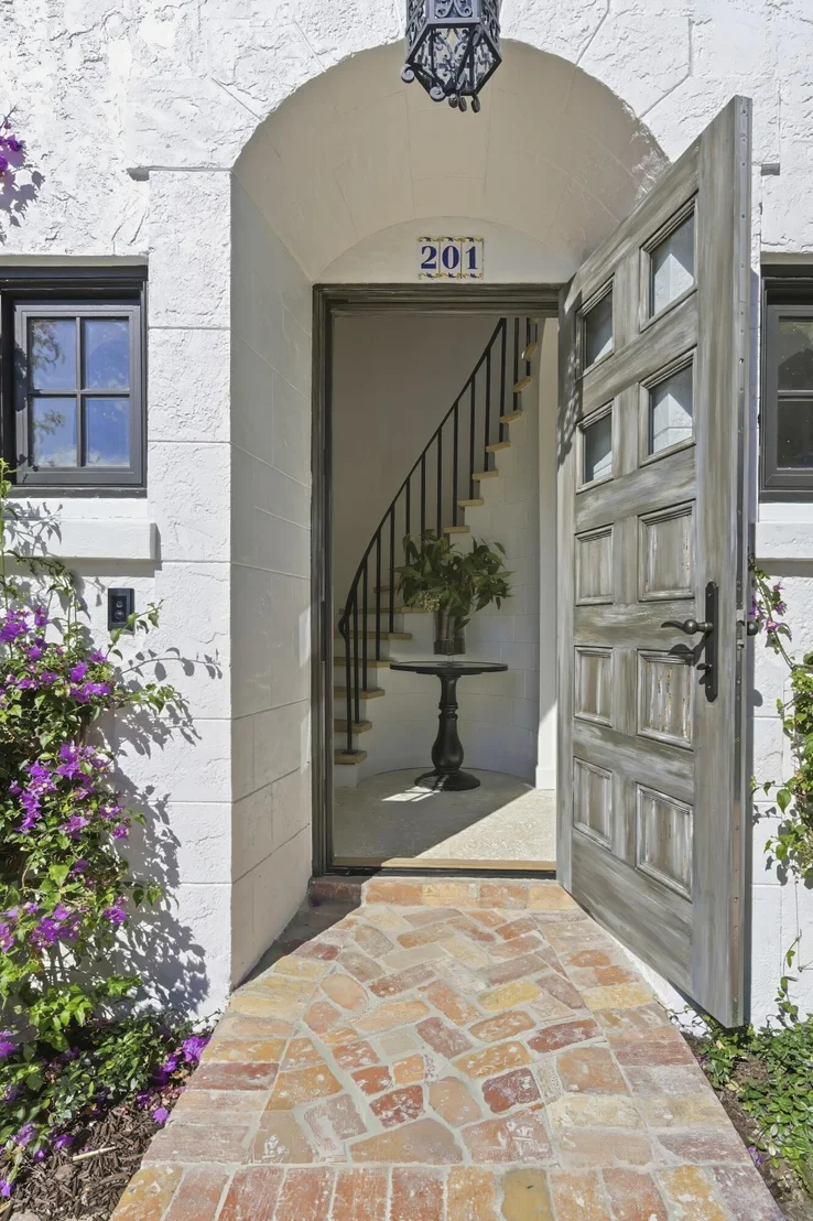 Photo of 201 Murray Road