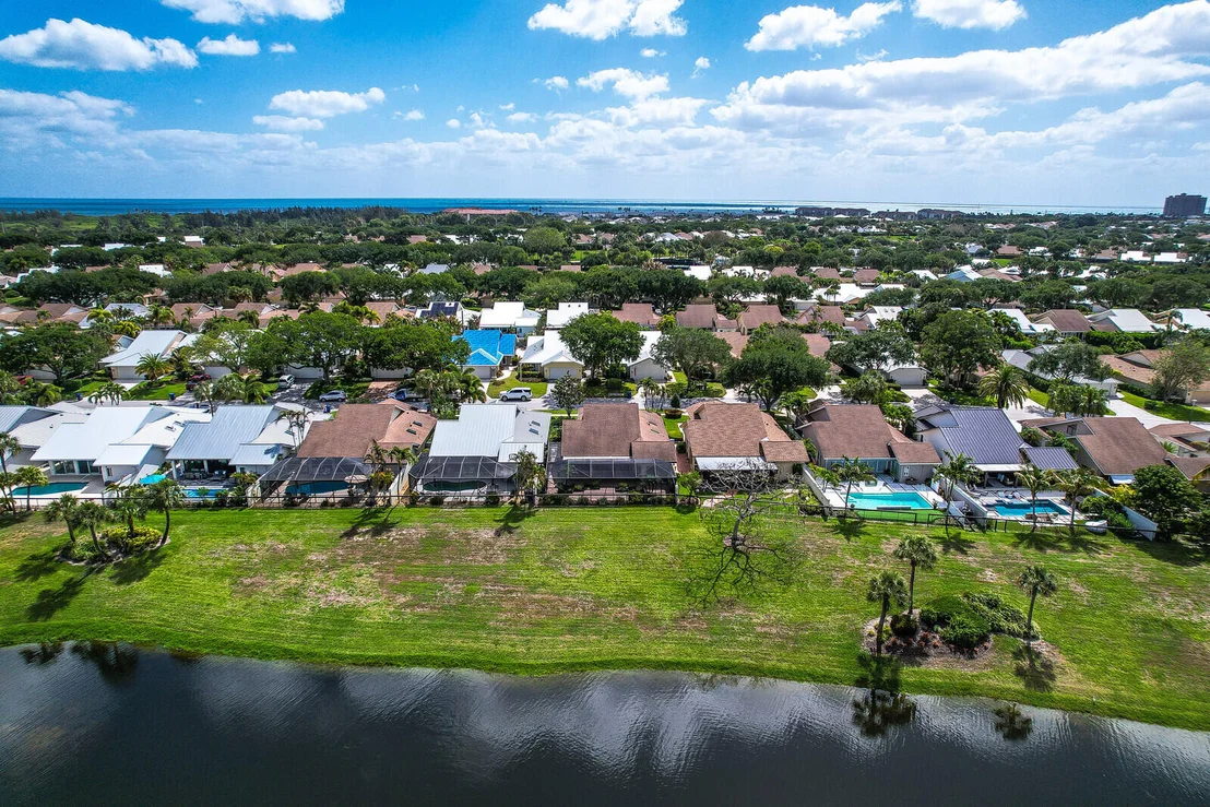 Photo of 232 E River Park Drive