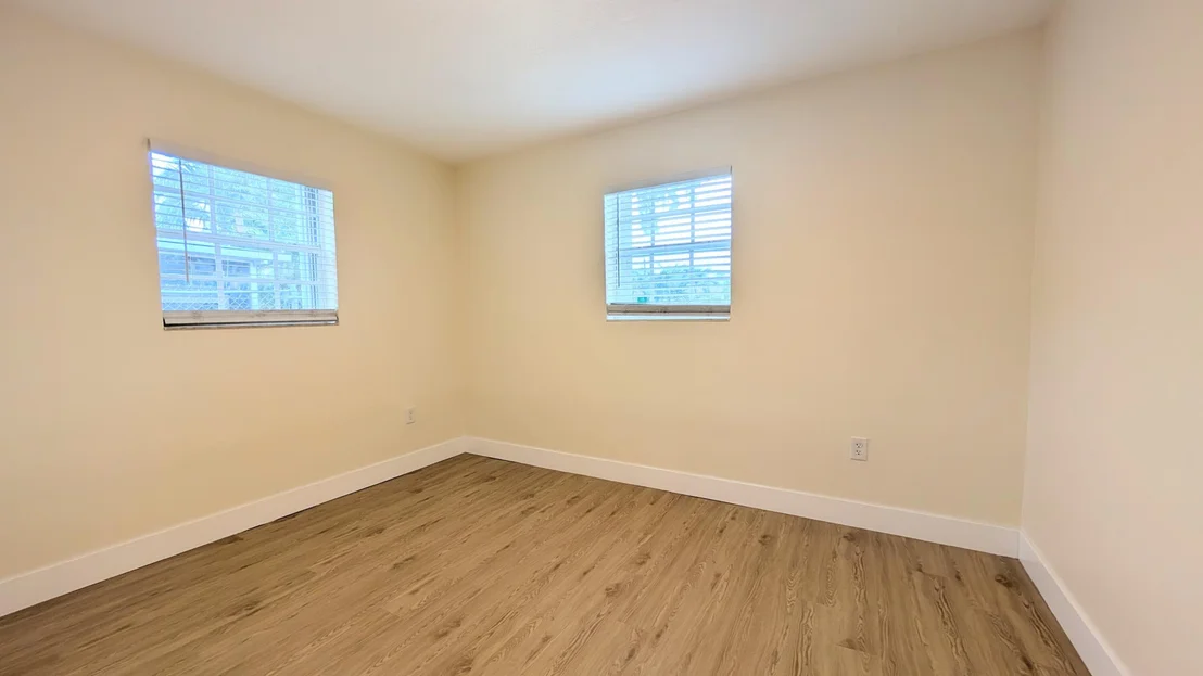 Photo of 541 N 68th Way