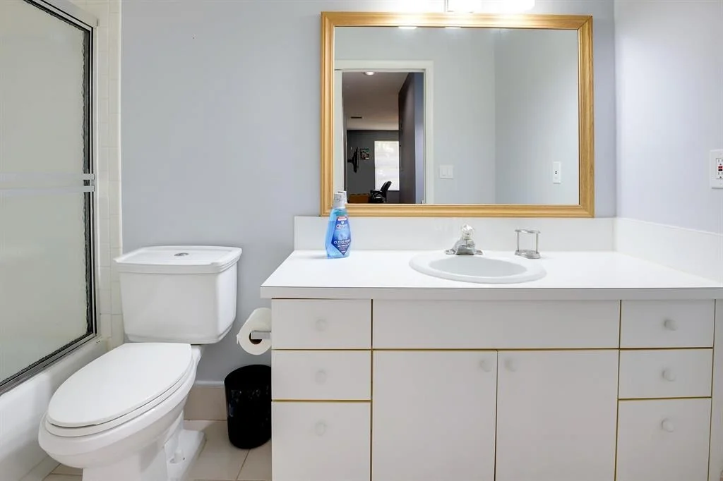 Photo of Unit B at 14200 Nesting Way