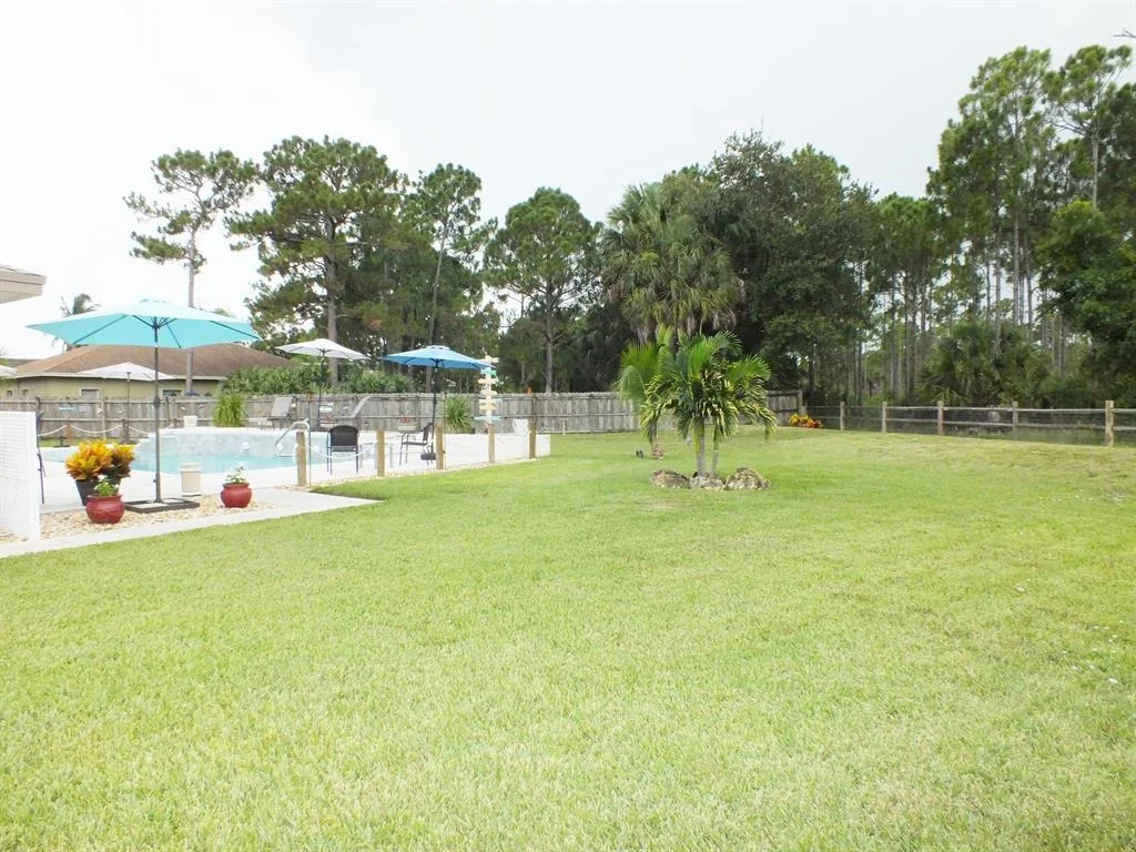 Photo of 115 Laurel Way