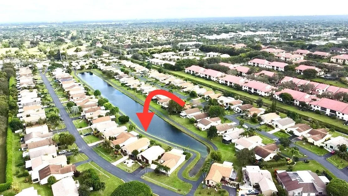 Photo of 5254 Mirror Lakes Boulevard