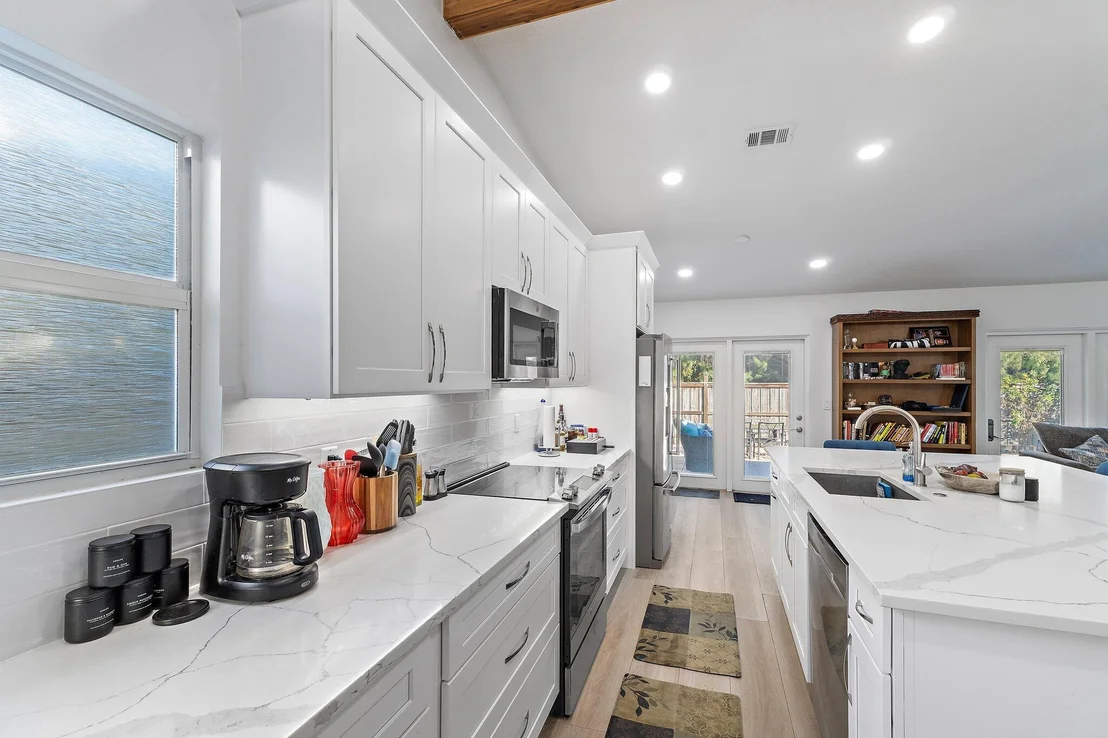 Photo of 162 Greentree Circle