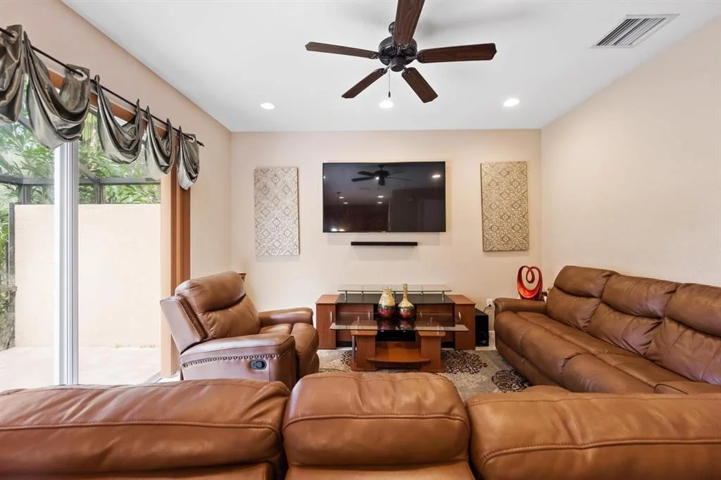 Photo of 10579 Cocobolo Way