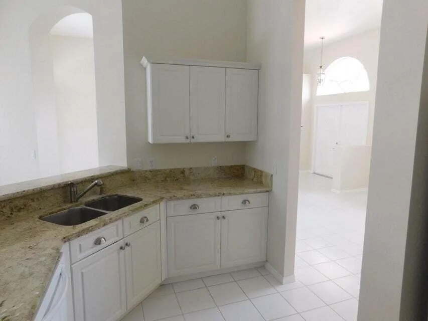 Photo of 10031 Lexington Estates Boulevard
