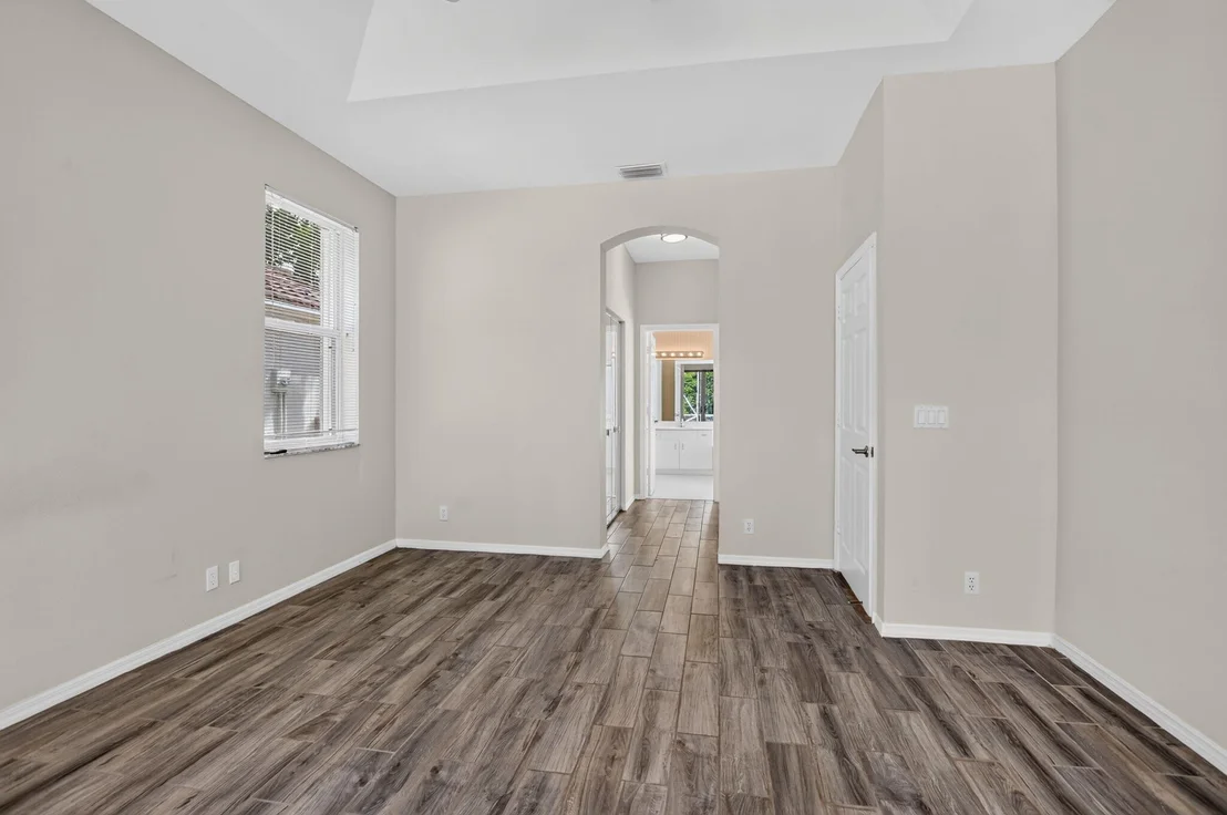 Photo of 10031 Lexington Estates Boulevard