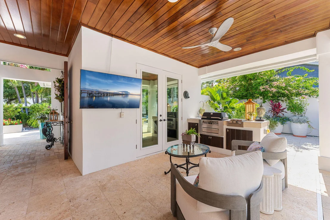 Photo of 906 Jasmine Lane