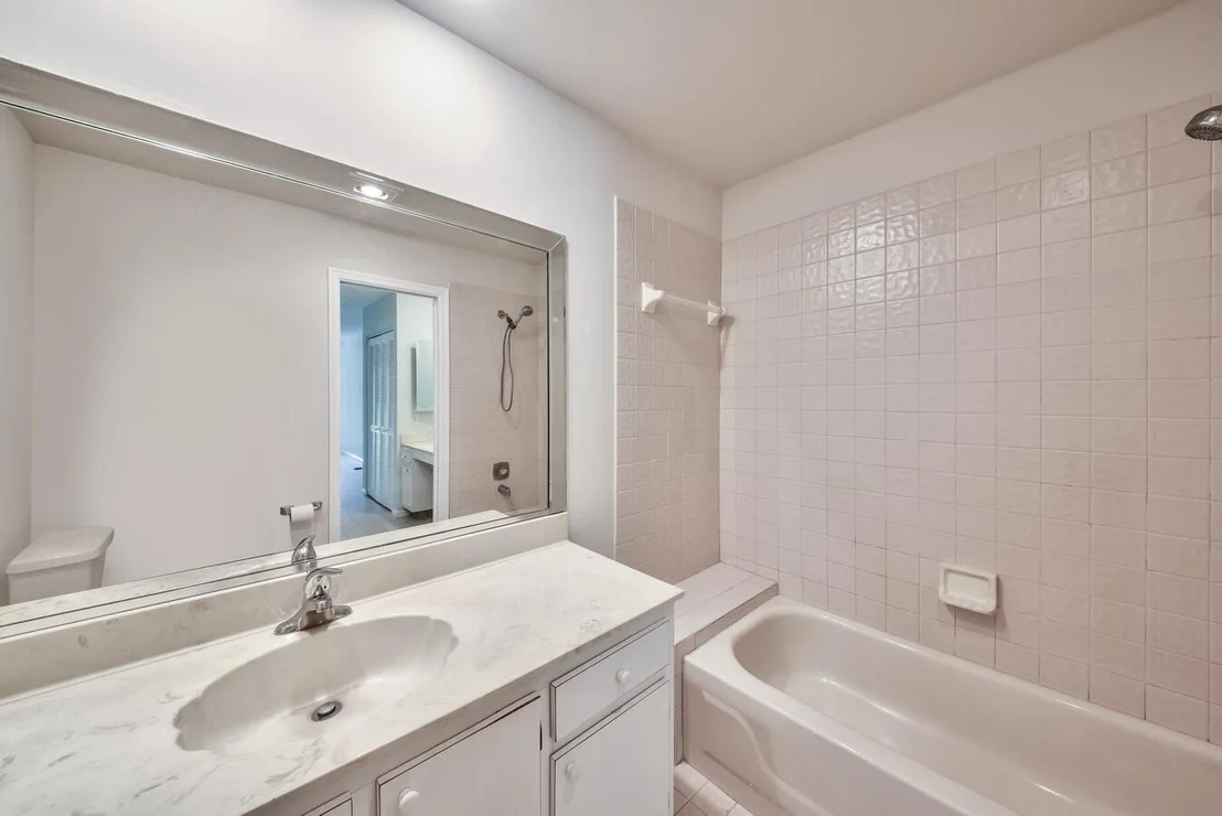 Photo of 5041 Pine Drive