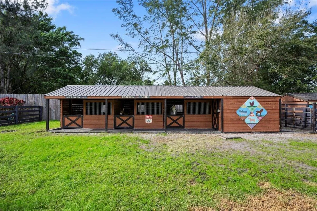 Photo of 2371 147th Drive N