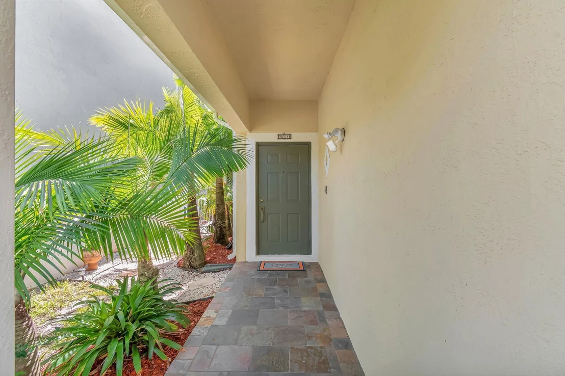 Photo of 6788 Hendry Drive
