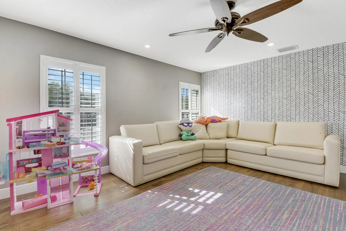 Photo of 452 Oriole Circle