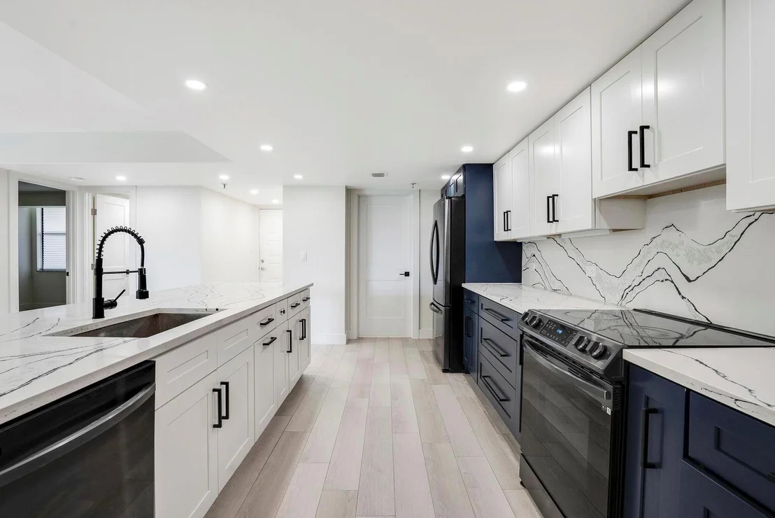 Photo of Unit D208 at 2025 Lavers Circle