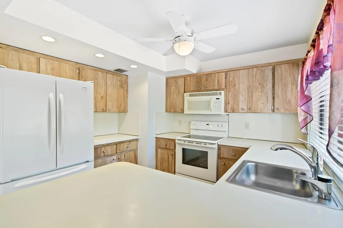 Photo of Unit 263 at 3012 Willow Lane